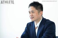 <div class="caption">新アリーナ構想を語る浦伸嘉社長</div>