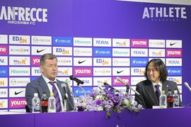 【J1広島】「このスタジアムは本当にファンタスティック」就任3期目を終えたスキッベ監督がスタジアム元年総括