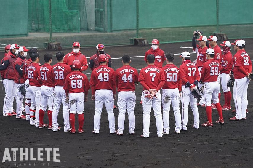 4月5日巨人戦での選手交代に見たベンチの“守り勝つ”姿勢。勝利を引き寄せた采配の力【カープOB・笘篠賢治氏のコラム】<br />