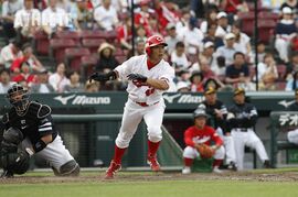「みんなで積み上げたものを無にしてしまう経験」 カープ・天谷宗一郎が見た『本物のスペシャリストたち』Vol .02