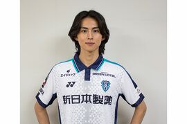 J1福岡ホームゲームに王様戦隊キングオージャー・ギラ役の酒井大成が登場「久しぶりにピッチに立つことができて良かったです」