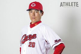 「先発になったので、特に『負けたくない』という気持ちはある」。カープ・栗林良吏が掲げる目標
