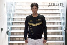 新井貴浩に弟子入りした、2017年の堂林翔太。「どうなってもいいから変わりたい」