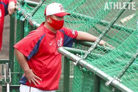 「得点力アップの鍵は」一軍打撃コーチが語る2021カープ野手陣総括<br />