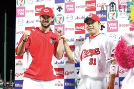 「彼とはいい夫婦のようでした。 最後の一球を受けたい」クリス・ジョンソンの57勝を演出した捕手・石原慶幸氏の惜別メッセージ（後編）