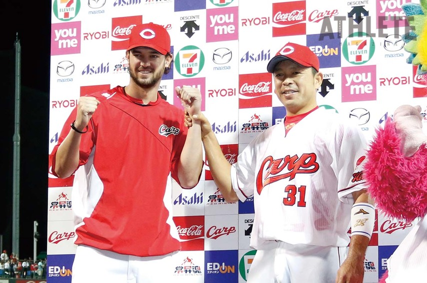 「彼とはいい夫婦のようでした。 最後の一球を受けたい」クリス・ジョンソンの57勝を演出した捕手・石原慶幸氏の惜別メッセージ（後編）