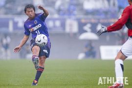 稀代のストライカーは広島から全国区へ。天性の“点取屋”が掲げた目標とは？【佐藤寿人の軌跡#2】