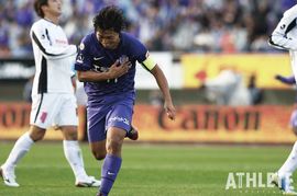 佐藤寿人が初めて明かすミシャとのエピソード。本音で向き合った宿泊先のホテルのカフェでの会話【広島と共に戦った12年間#7】<br />