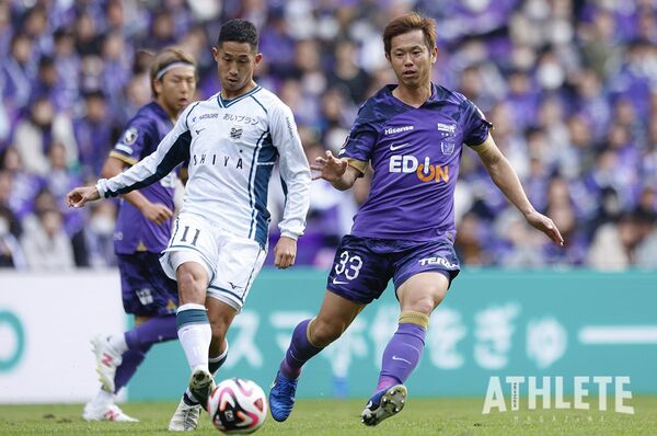 サンフレッチェ広島がDF塩谷司と契約更新。今季はリーグ37試合に出場｜sanfrecce｜編集部コラム｜アスリートマガジンWEB