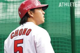 《カープ移籍選手の言葉を振り返る》「広島カープに選んでいただけたことは選手冥利につきます」。プロ野球ファンも驚いた長野久義の電撃移籍