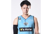 <div class="caption">2019-21シーズンは京都ハンナリーズでプレーした寺嶋良選手。</div>