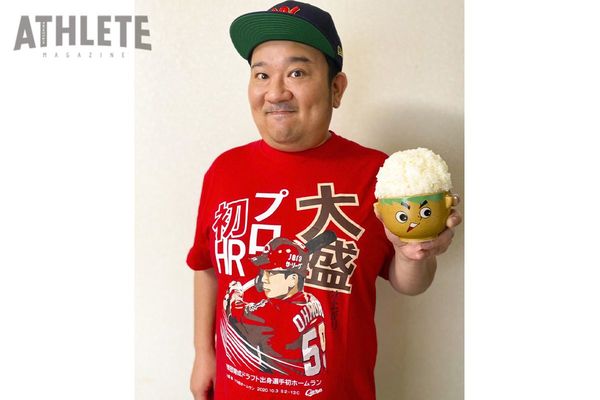 我善導の週刊カープtシャツコレクション 1枚目 ロマン溢れるプロ初ホームランに酔いしれた神宮の夜 Carp 連載 広島アスリートマガジン