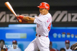 広島カープ　前田智徳　緒方孝市　野村謙二郎　東出輝裕　ボール 走攻守三拍子そろい、パンチ力がある選手がいる」。前田智徳、緒方孝市