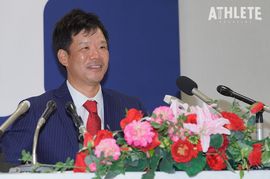「新井監督のために」来季カープヘッドコーチの藤井彰人氏が就任会見