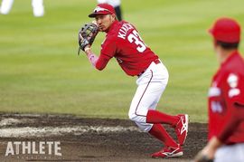 カープの菊池涼介と鈴木誠也がゴールデングラブ賞を受賞