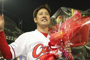MLB ネイサン・ミンチー　実使用ジャージ　カープ、ロッテ MLB ネイサン・ミンチー 実使用ジャージ カープ、ロッテ