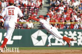 ＜高校時代の恩師が語る＞「彼の守備はプロでも武器になっている」育英高野球部監督・安田聖寛が見た高校時代のカープ矢野雅哉