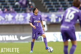 野上結貴インタビュー 1 攻撃の要は守備にあり 攻撃的なスキッベサッカーで存在感を増す鉄板df Sanfrecce インタビュー 広島アスリートマガジン