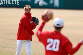 ＜日南キャンプレポート2月1日＞4年ぶりの優勝に向けて春季キャンプがスタート【編集部フォトセレクション】