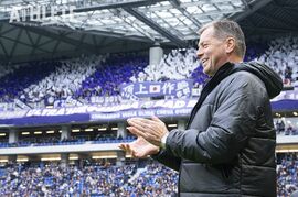 【J1広島】2024 Jリーグアウォーズで、DF佐々木翔・GK大迫敬介がベストイレブン選出。スキッベ監督は優秀監督賞