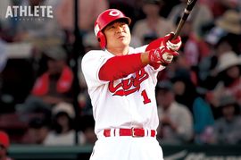 孤高の天才打者から侍ジャパンの主砲まで。カープの“準永久欠番”とも呼ばれた伝説の番号【背番号の系譜】