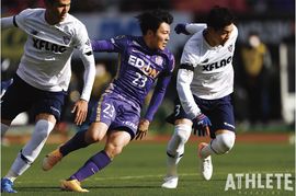 佐藤寿人と吉田安孝の2人が激白。2021年の振り返りから、期待の若手、注目のベテランまでサンフレッチェを語り尽くす【OB対談#1】<br />