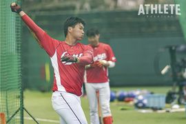 オリックス吉田正尚との合同自主トレで開眼!? カープ木下元秀が規定打席未到達ながら打率3割超え