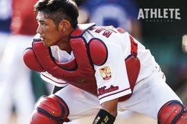 一軍定着を狙う中村奨成が語る、不完全燃焼だったプロ２年目