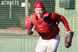 例えるなら詰め将棋。持丸泰輝に期待したい二手三手先を考えながらの配球【カープOB・笘篠賢治氏のコラム】