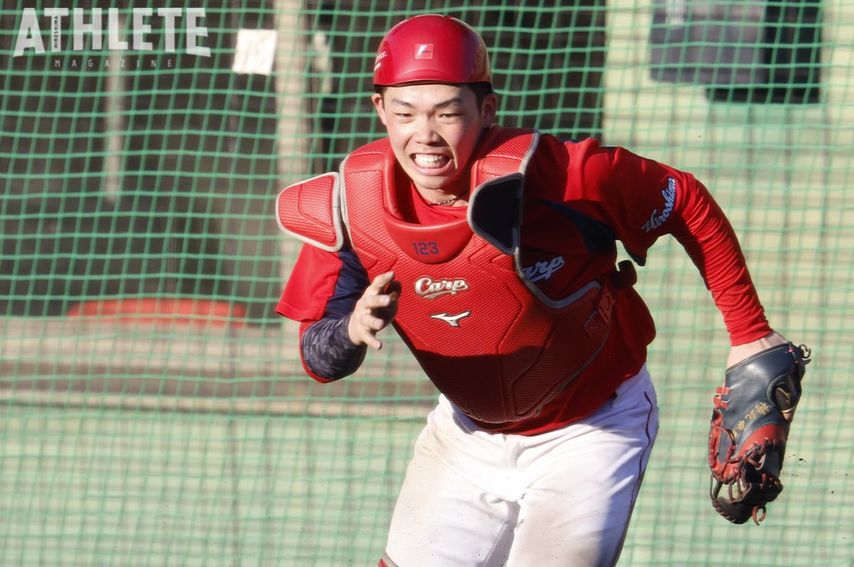 例えるなら詰め将棋。持丸泰輝に期待したい二手三手先を考えながらの配球【カープOB・笘篠賢治氏のコラム】<br />