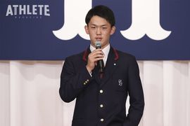 「プロで勝負したい」カープドラ4右腕の意識を変えた甲子園での投げ合い【カープ新入団選手の決意・小林樹斗】