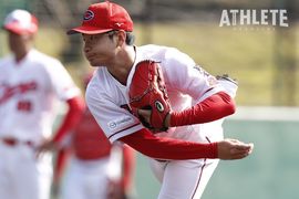 豪速球を武器に活躍を誓うカープ島内颯太郎。「直球を活かすための投球を見てほしい」