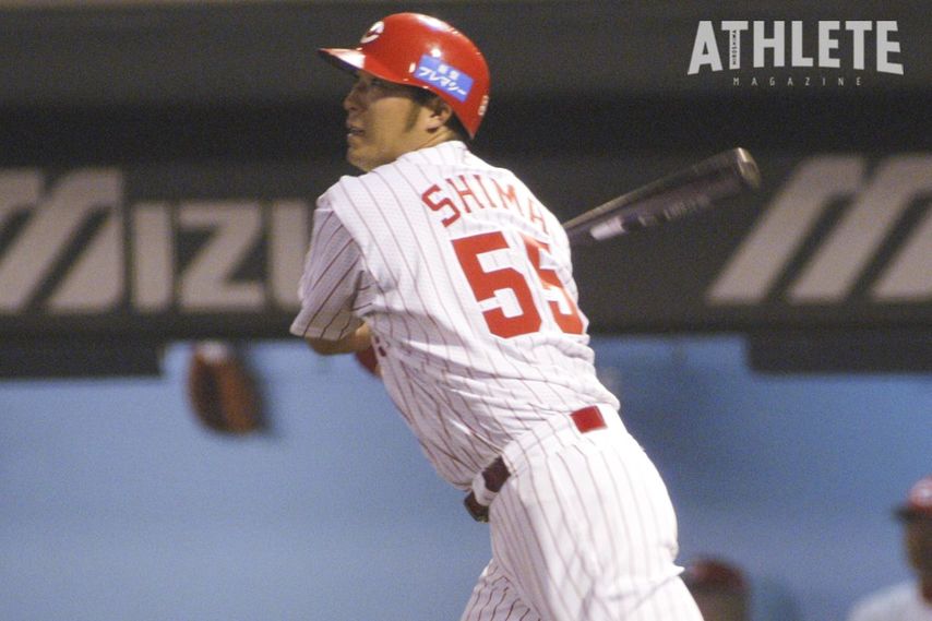 <div class="caption">打者転向から5年目の2004年、一躍時の人となった嶋重宣</div>