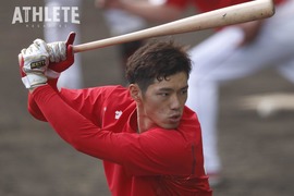 チームの窮地をチャンスに変える。プロ4年目・中村奨成に寄せられる期待