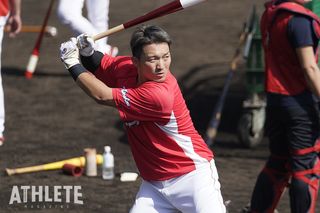 野球　ミズノ木製バット　広島カープ　伝説の山本浩二選手モデル　ミスター赤ヘル