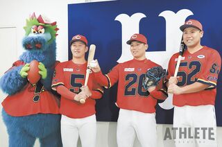 広島 カープ 小園海斗 アメフト Tシャツ 広島 カープ 小園海斗 アメフト Tシャツ 広島 カープ 小園海斗