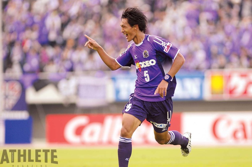 【サンフレッチェ背番号の系譜】J1創設からある伝統のナンバー。ピッチ内外で広島を盛り上げた、リーグ制覇の立役者も背負った背番号