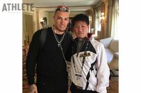 <div class="caption">ハビアー・バエズ選手(2017年WBCプエルトリコ代表)と新川諒氏</div>