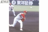 <div class="caption">2001年は27試合に登板し、自身最多となる13完投を果たした</div>
