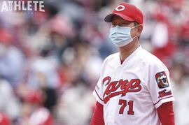 若い選手は放っておいても…。カープ・高二軍監督の決断を後押しした2人の打撃コーチの言葉<br />