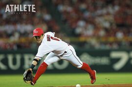 新井カープに欠かせない“超”ユーティリティープレーヤー・上本崇司が語る2023年