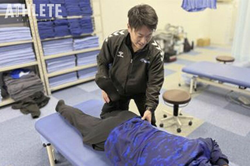 <div class="caption">トレーナー松橋 朝也さん</div>