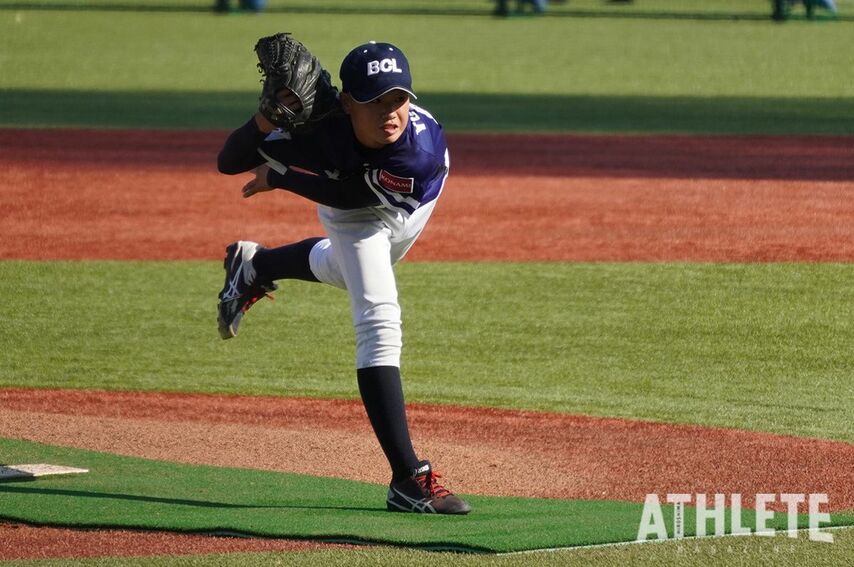 <div class="caption">ルートインBCリーグジュニアの先発として登板した、吉澤勇人投手。</div>