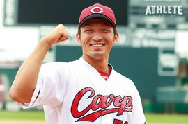 『神ってる』決勝本塁打で“時の人”に。初の規定打席に到達した鈴木誠也が、父と交わしていた言葉