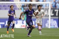 <div class="caption">2023シーズンから広島に復帰。リーグ13試合に出場し、5得点をマークした加藤陸次樹。</div>