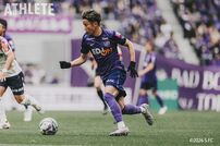 <div class="caption">ホーム開幕戦となった岡山戦でもスタメン出場。公式戦出場試合数を着実に増やしている</div>