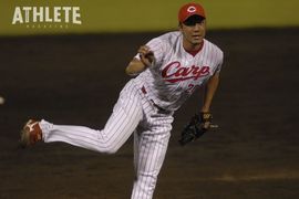 懐かしの“三次”話も。栗林良吏の前に背番号『20』を背負ったカープの絶対的守護神