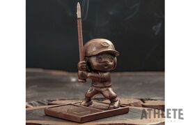 プライベートでも「これ、グッズに良さそう！」と考えてしまう。毎年話題を呼ぶカープグッズ企画の裏側