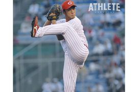 受け継がれる“セーブ”の系譜。栗林良吏の前に背番号『20』を背負ったカープの絶対的守護神