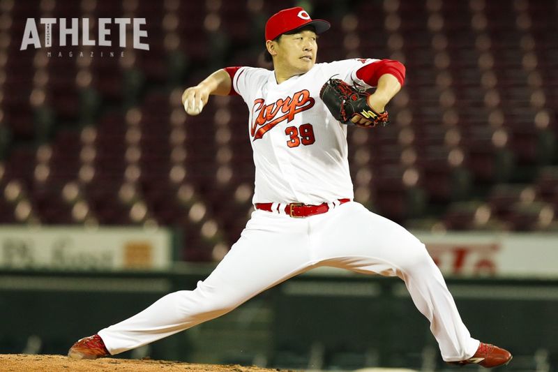 2018年に楽天からトレード移籍。元カープ・菊池保則との打撃投手契約を発表